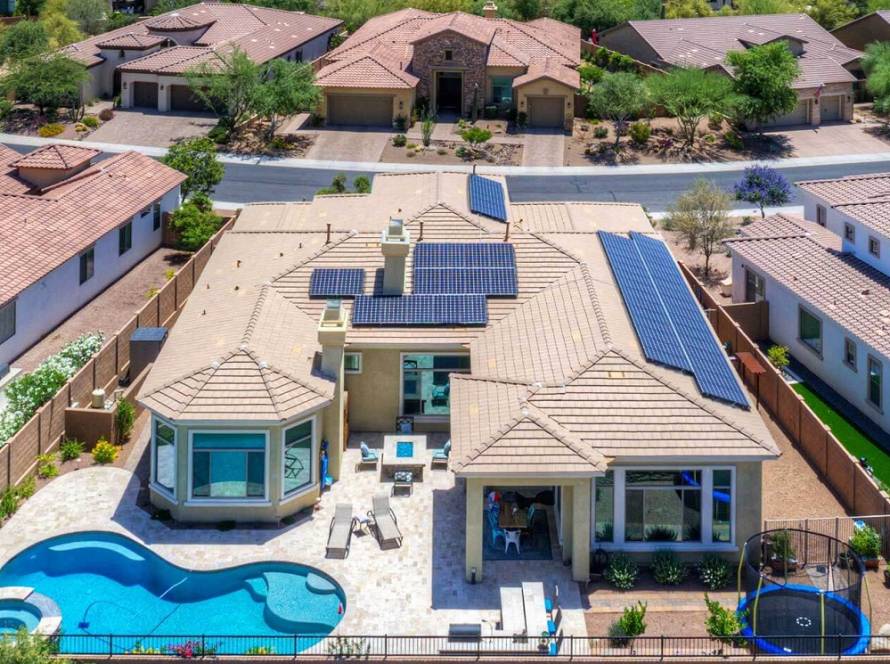 Environmental benefits to going solar.- The Arizona 100